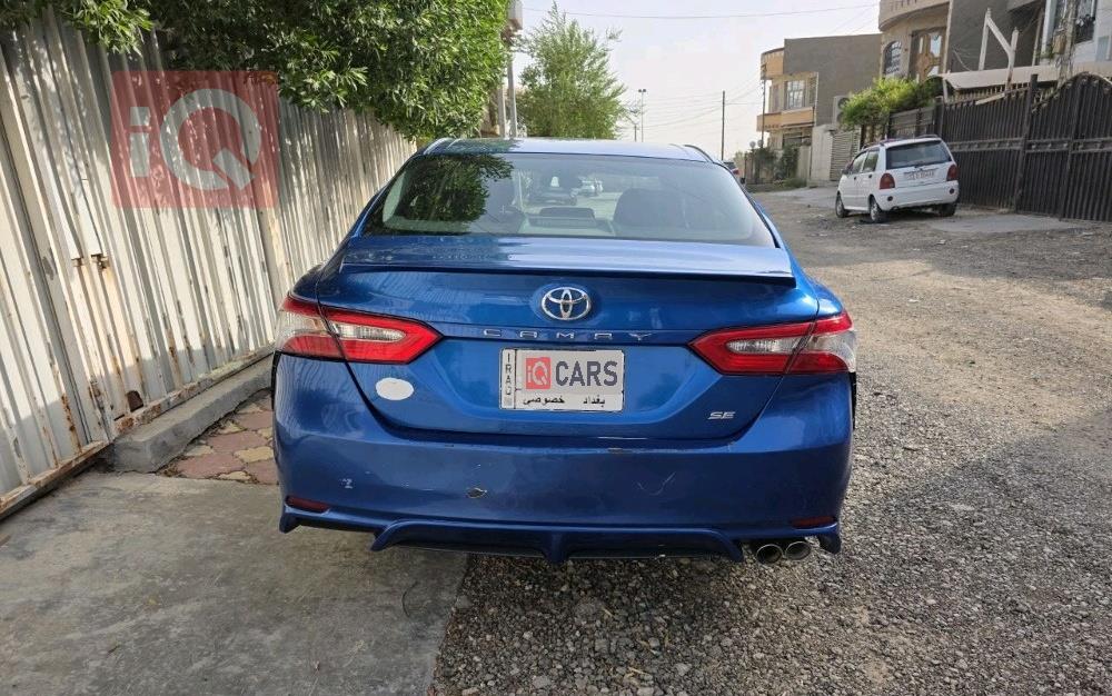 تۆیۆتا کامری